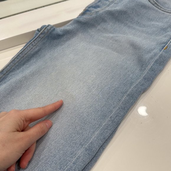 Re/Done 70s High-Rise Stove Pipe Jeans in Seawater Destroyed Light Wash Denim - Picture 16 of 16